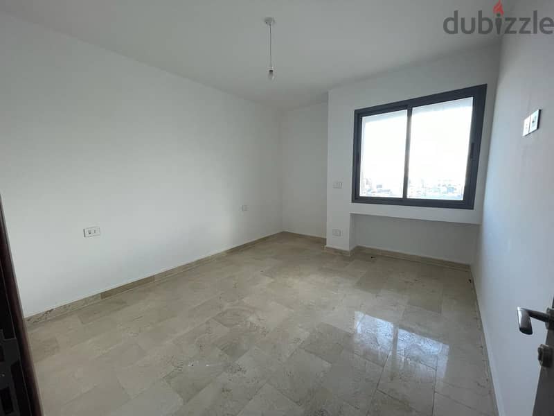 Apartment for Sale in badaro شقة للبيع في بدارو 6