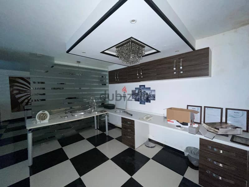 RWK238CA - Showroom For Rent In Sahel Alma - صالة عرض للإيجار 5