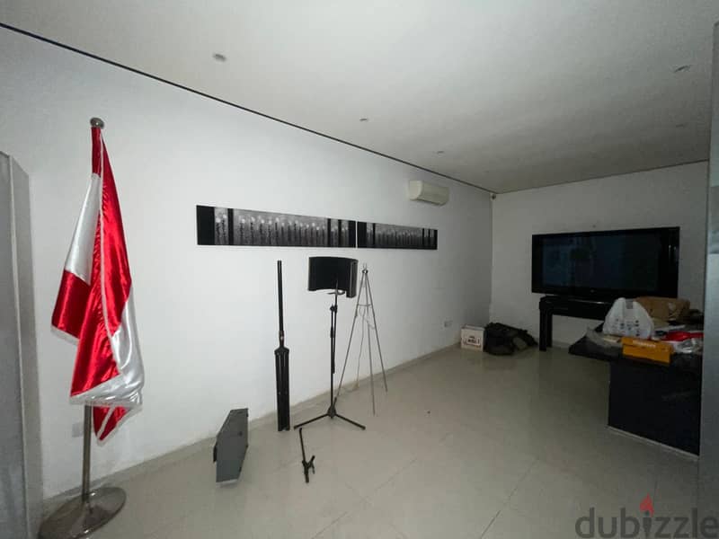 RWK238CA - Showroom For Rent In Sahel Alma - صالة عرض للإيجار 10