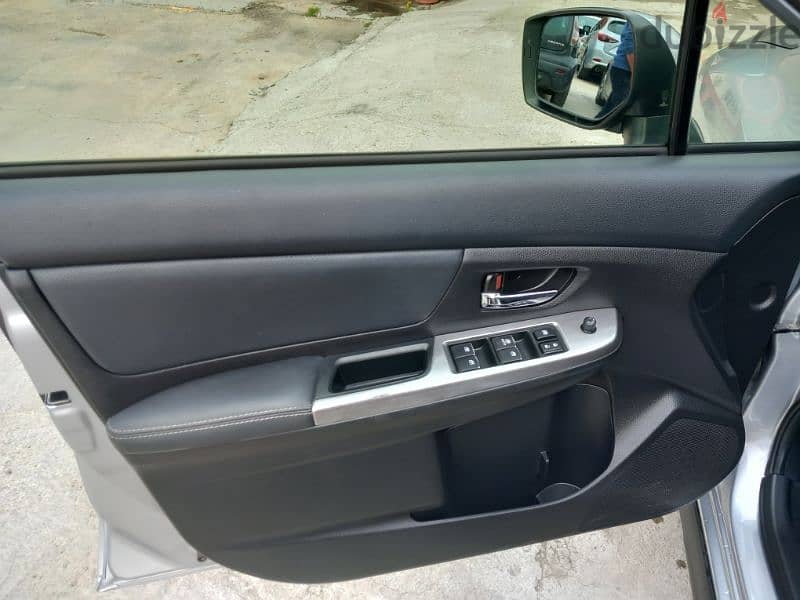 Subaru XV crosstrek 2015 Limited Likenew condition 9