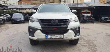 Fortuner TRD 2018 Showroom condition Low mileage 0