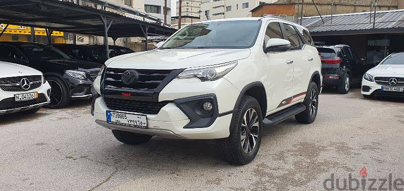 Fortuner TRD 2018 Showroom condition Low mileage 1
