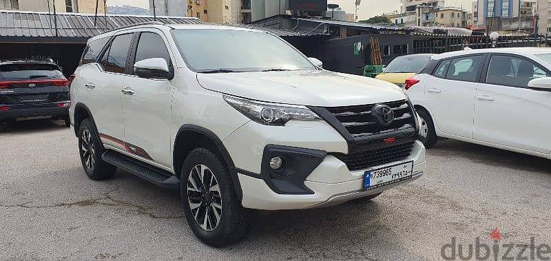 Fortuner TRD 2018 Showroom condition Low mileage 2