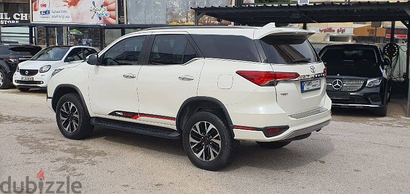 Fortuner TRD 2018 Showroom condition Low mileage 8