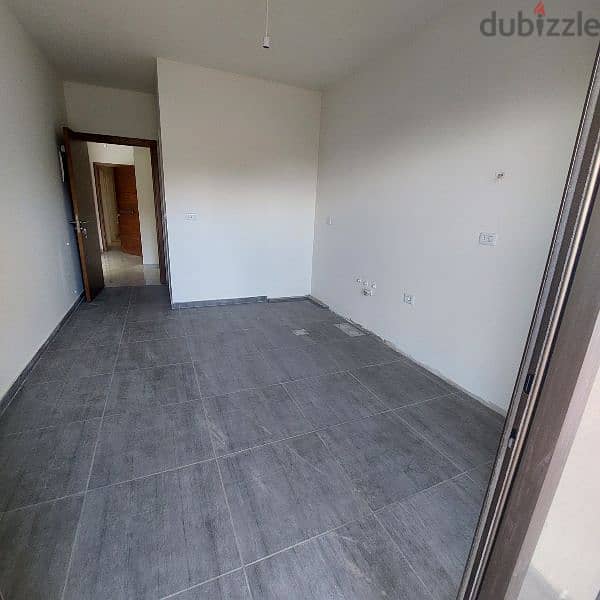 New Apartment for saleشقة جديدة للبيع 4