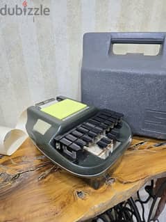 Stenographer Machine آلة طابعة تستعمل في المحاكم