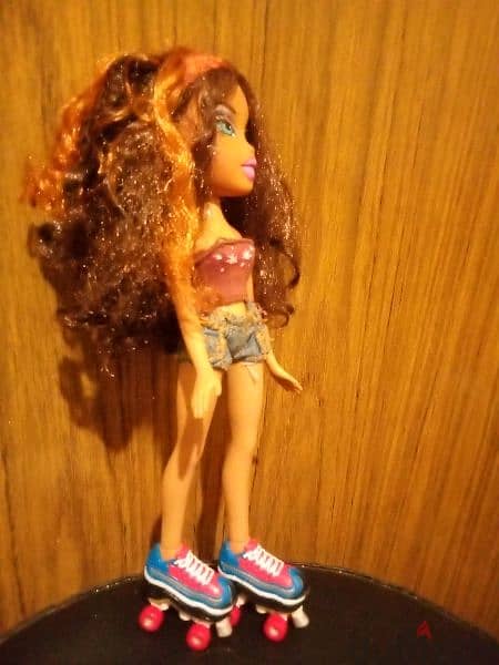 NEVRA DYNAMITE BRATZ MGA Rare As new doll in another wear+Roller Blade 3