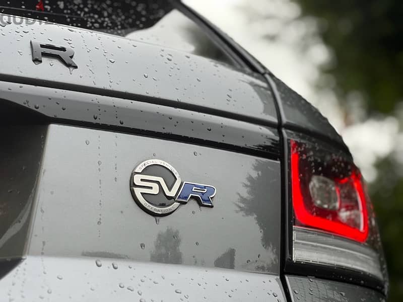 2016 Range Rover SVR Black Edition “CLEAN CARFAX” 13