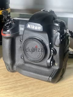 Nikon D5 + Lense 24-70 2.8