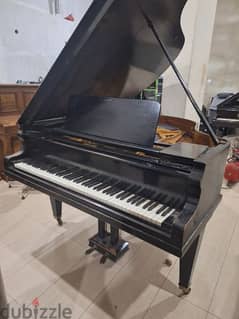بيانو صناعة المانية بايبي غراند مميز للعذف رائع جدا piano
