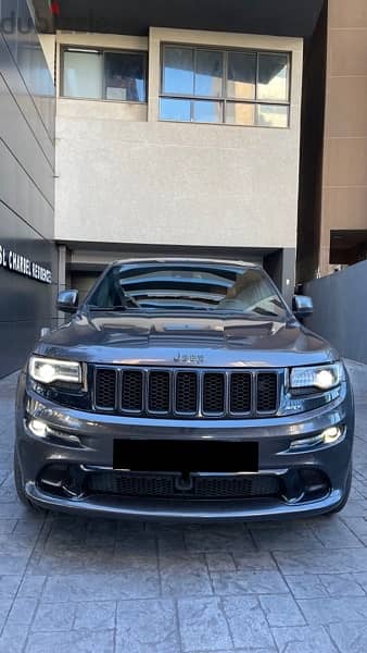 Jeep Cherokee SRT8