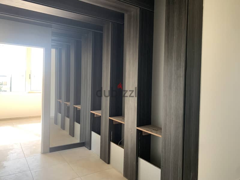 RWB100ML - Office for rent in Jbeil with sea and mountain view 4