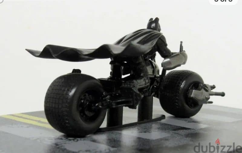 Batman Bat Pod (The Dark Knight) diecast car model 1;43. 3