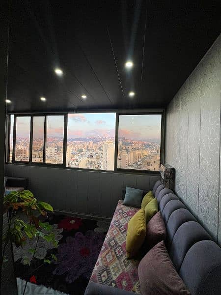 Apartment for sale in Furn El Chebbak - شقة للبيع في منطقة فرن الشباك 5