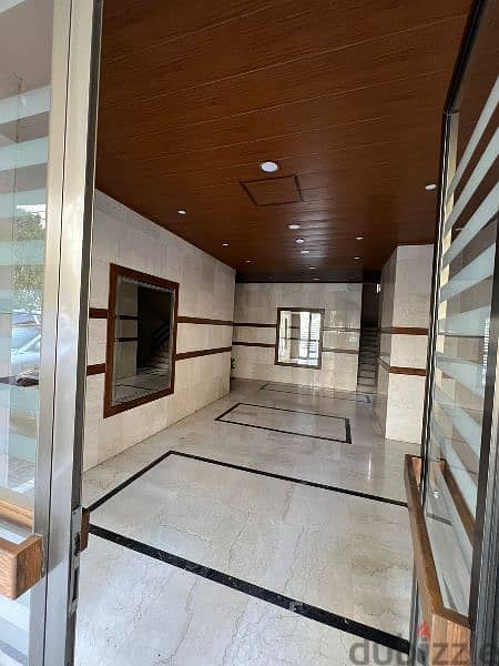 Apartment for sale in Furn El Chebbak - شقة للبيع في منطقة فرن الشباك 11
