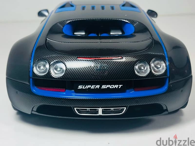 1:18 Scale diecast Bugatti Veyron In Original Box by Autoart 0