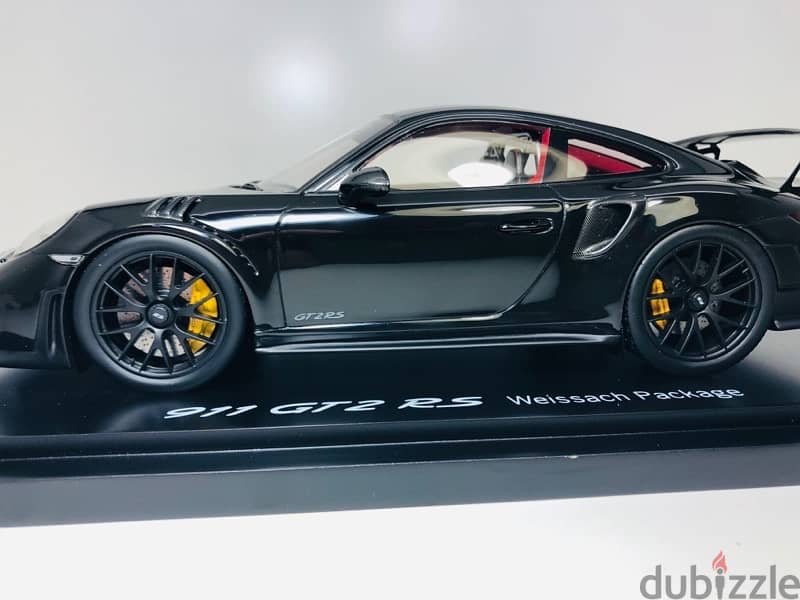 1/18 Scale Rare in Box Porsche 911 (991) GT2 RS 2017 Weissach Package 7