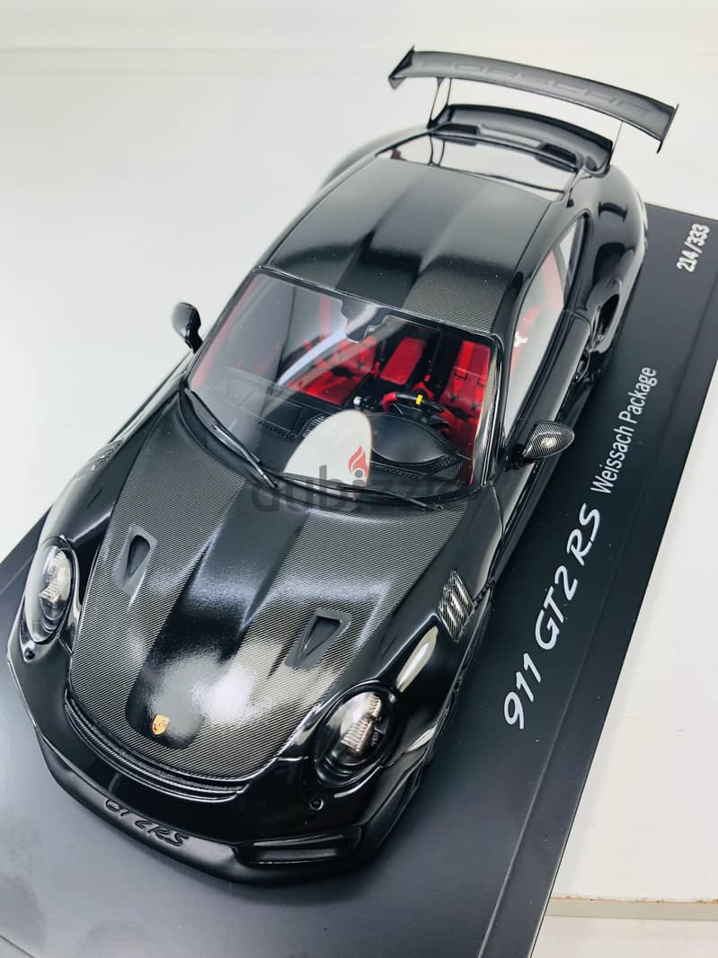 1/18 Scale Rare in Box Porsche 911 (991) GT2 RS 2017 Weissach Package 16