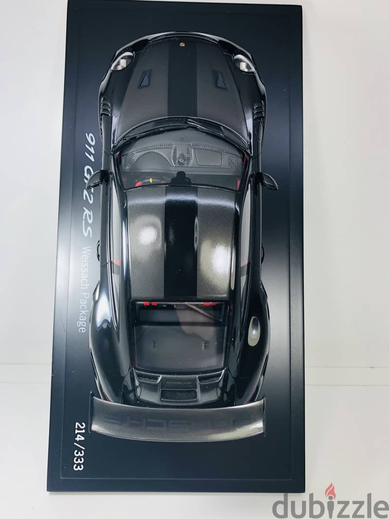 1/18 Scale Rare in Box Porsche 911 (991) GT2 RS 2017 Weissach Package 19