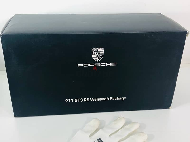 1/18 Scale Rare in Box By Spark Porsche 911 GT3 RS Weissach Package 3