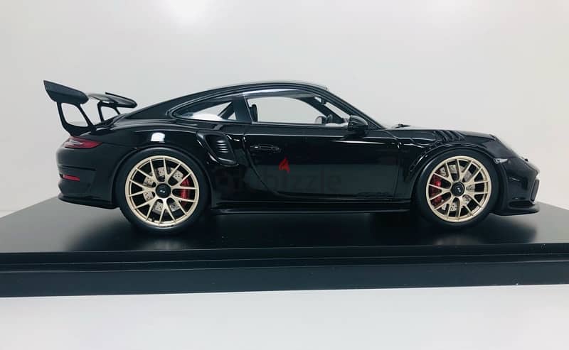 1/18 Scale Rare in Box By Spark Porsche 911 GT3 RS Weissach Package 10