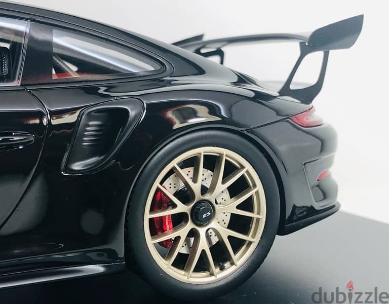 1/18 Scale Rare in Box By Spark Porsche 911 GT3 RS Weissach Package 15