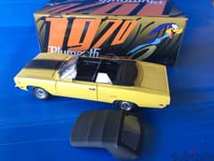 1/18 Scale Diecast in Orig box 1970 Plymouth RARE Conv Road Runner