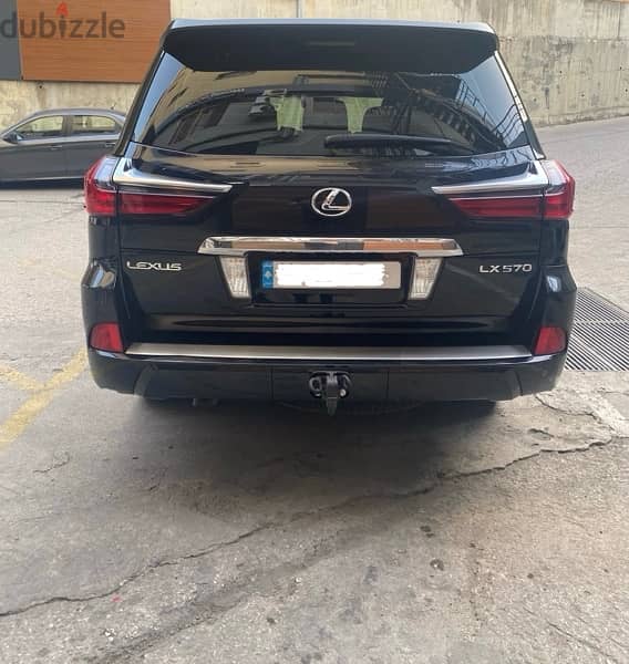 Lexus LX570 - 2017 3