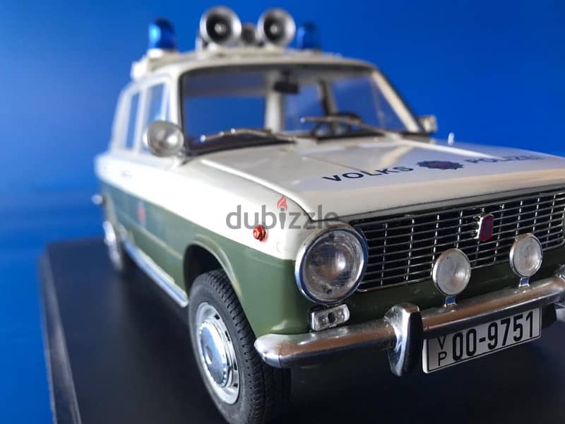 1/18 diecast East German Police car Lada 1200 Full opening Rare in box 5