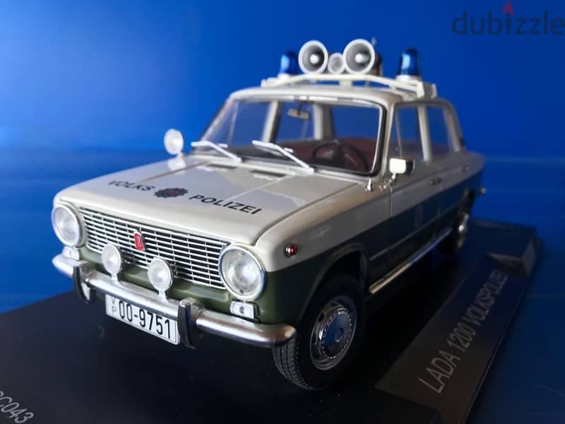 1/18 diecast East German Police car Lada 1200 Full opening Rare in box 7