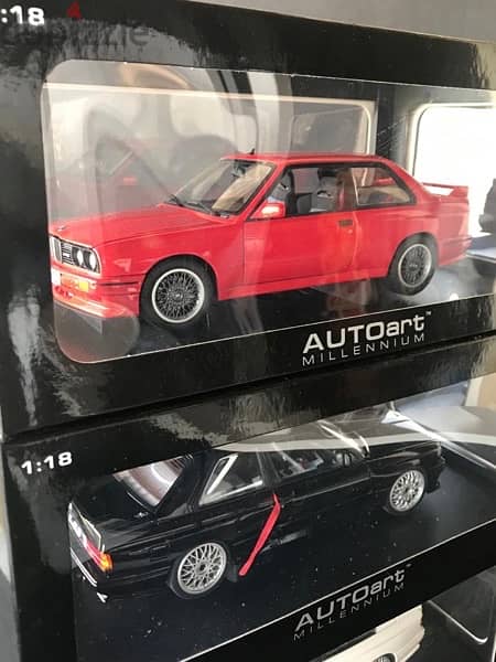 1/18 diecast New Factory BMW E30 M3 Evolution “Cecotto”by AUTOart 3