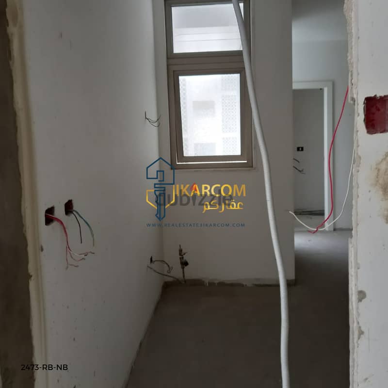Apartment for sale in Kraytem  شقة للبيع في قريطم (راس بيروت) 12