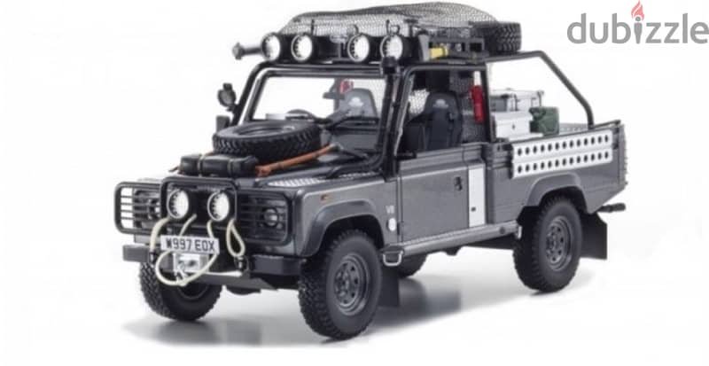 1/18 die-cast New box Land Rover Defender Tomb Raider 3