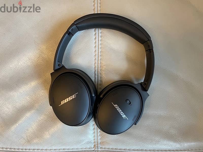 Bose QC45 Black Headphones 1