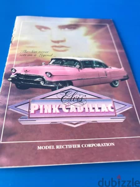 1/18 Vintage diecast Elvis Presley Pink Cadillac Diorama Oak display. 6