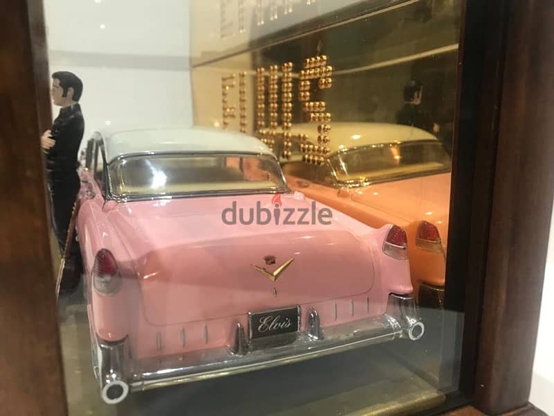 1/18 Vintage diecast Elvis Presley Pink Cadillac Diorama Oak display. 16