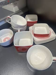 plates and mugs