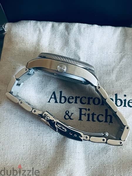 Abercrombie and Fitch Automatic 3