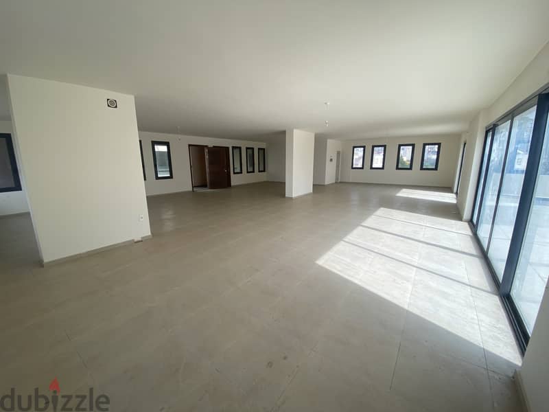 RWB118AS - Open space office for rent in Jbeil 1