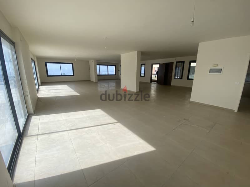 RWB118AS - Open space office for rent in Jbeil 4