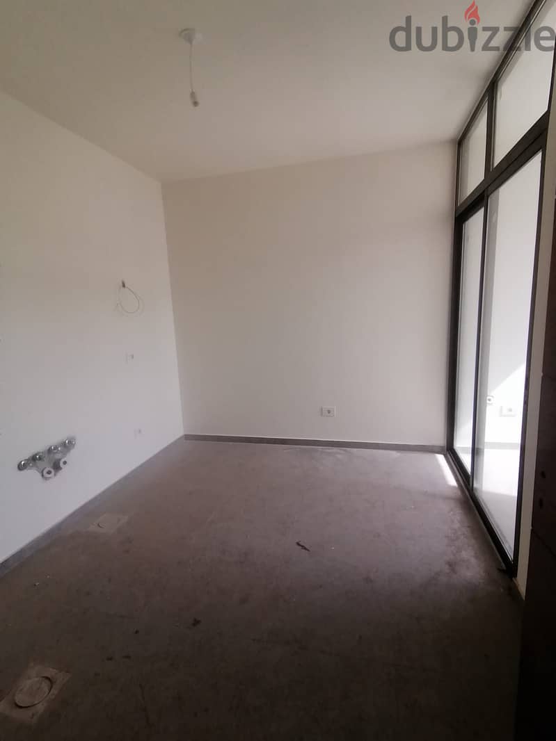 Apartment for sale in Biaqout - شقة للبيع في بياقوت 6