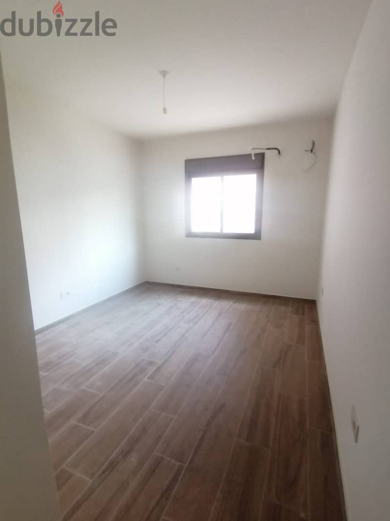 Apartment for sale in Biaqout - شقة للبيع في بياقوت 11