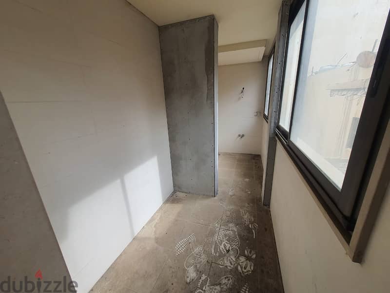 Apartment for Rent In Zoukak el Blatشقة للإيجار في زقاق البلاط 2