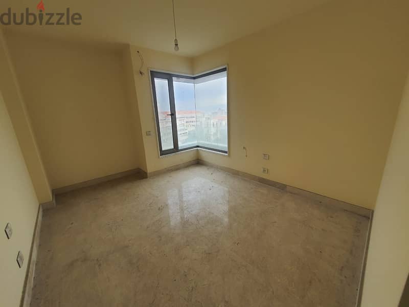 Apartment for Rent In Zoukak el Blatشقة للإيجار في زقاق البلاط 5