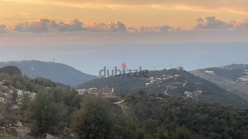 Land For Sale near lehfed-jbeil  عقار في منطقة  الخاربة -جبيل قرب لحفد 2