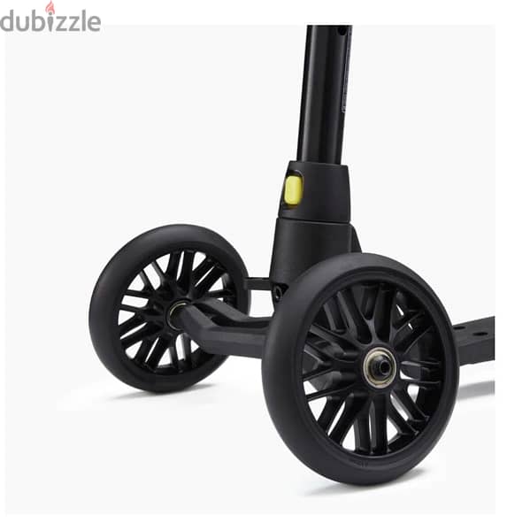 2 scooters B1 Oxelo each for 25$ 4