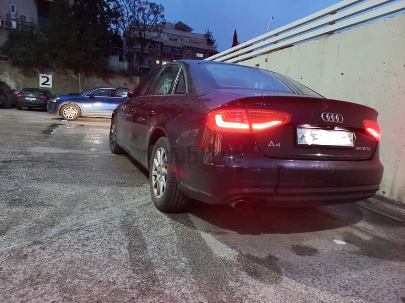 Audi A4 2016, 25TFSI, Black on black, one owner, kettaneh 3