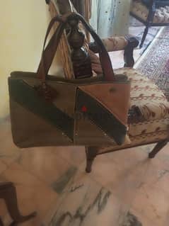 purse and shoes size 37