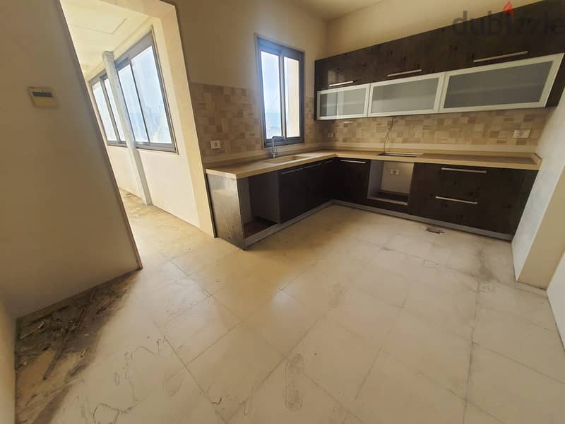 Apartment for Rent In Zoukak el Blatشقة للإيجار في زقاق البلاط 4