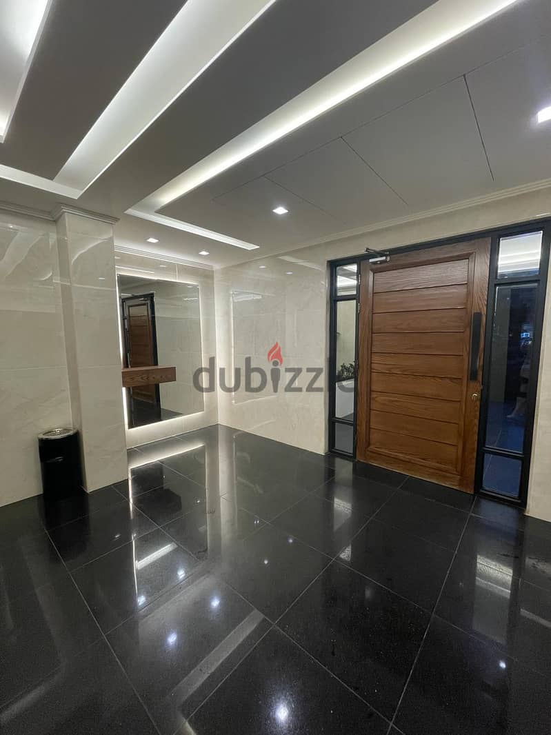 Apartment in Ras El Nabeh for sale شقة في رأس النبع للبيع 1